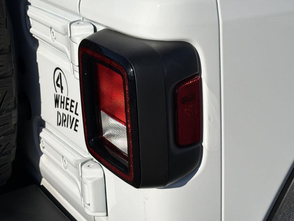 used 2021 Jeep Wrangler Unlimited car, priced at $26,000