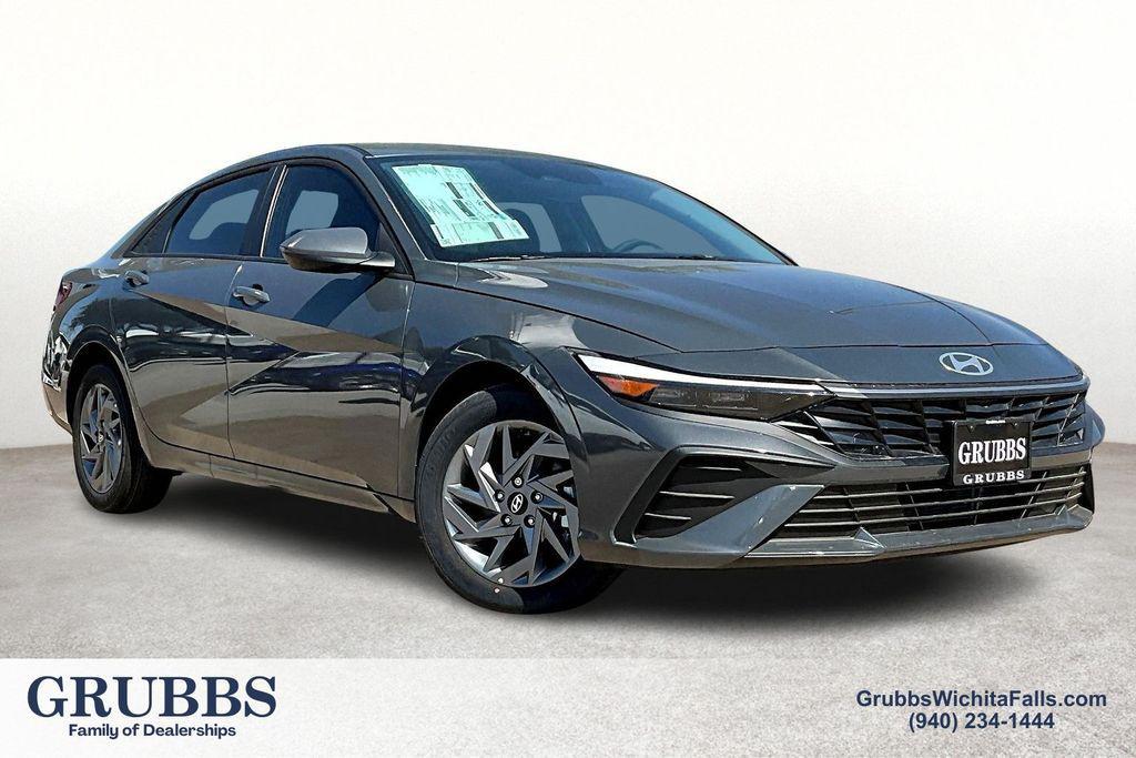new 2025 Hyundai ELANTRA HEV car, priced at $25,776