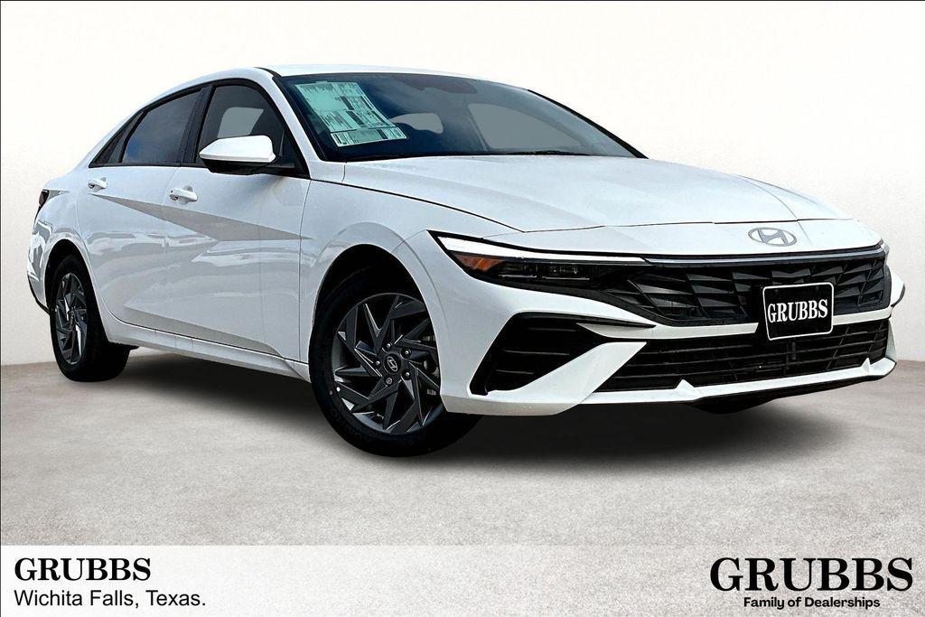 new 2025 Hyundai ELANTRA HEV car, priced at $21,006