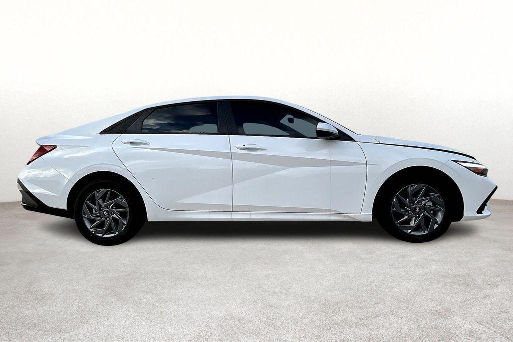 new 2025 Hyundai ELANTRA HEV car, priced at $26,256
