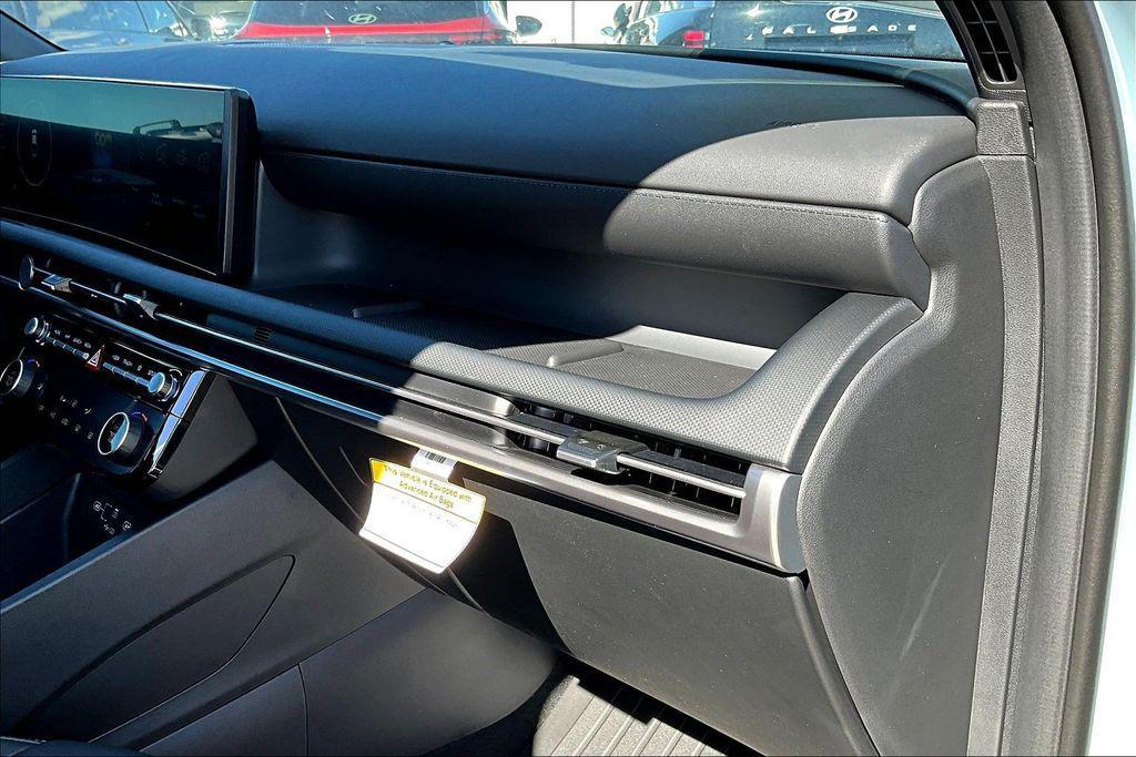 new 2026 Hyundai SANTA CRUZ car, priced at $35,867