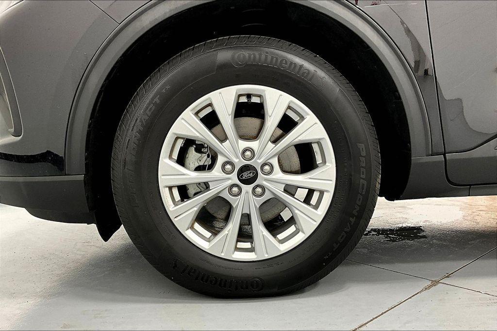 used 2023 Ford Escape car, priced at $24,500