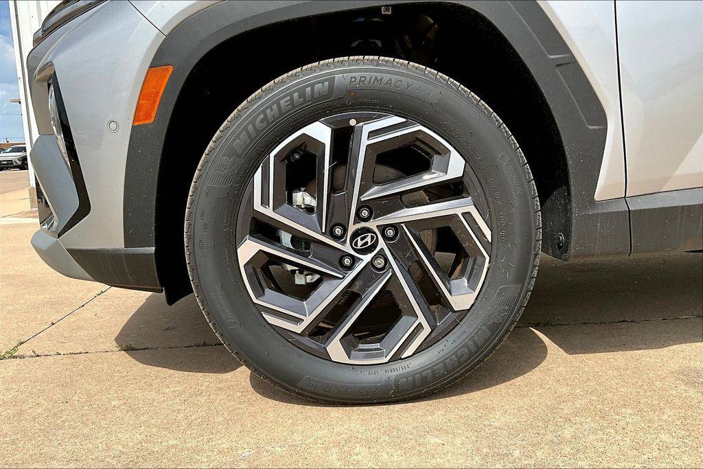 used 2025 Hyundai TUCSON Hybrid car, priced at $43,165