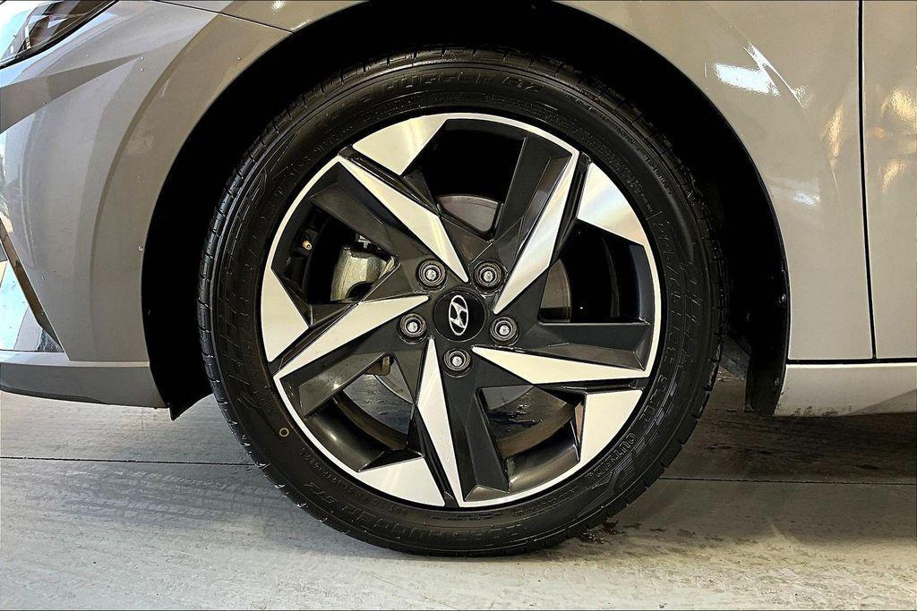 used 2022 Hyundai ELANTRA HEV car, priced at $18,000