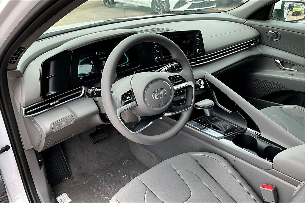 new 2025 Hyundai ELANTRA HEV car, priced at $26,221