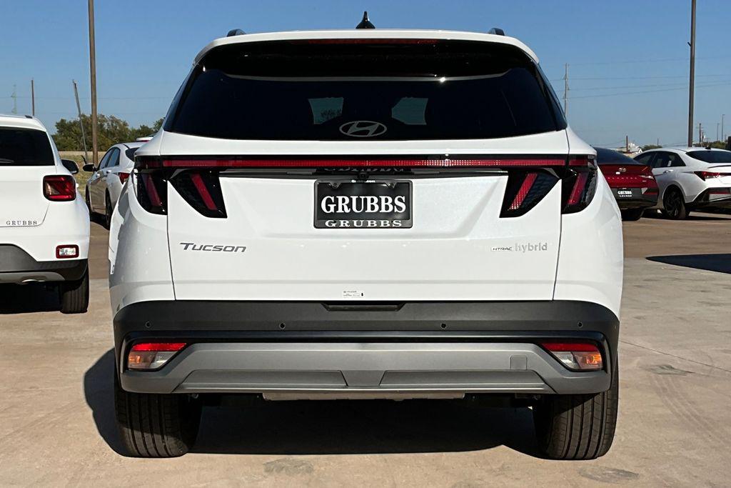 new 2025 Hyundai TUCSON Hybrid car, priced at $38,380