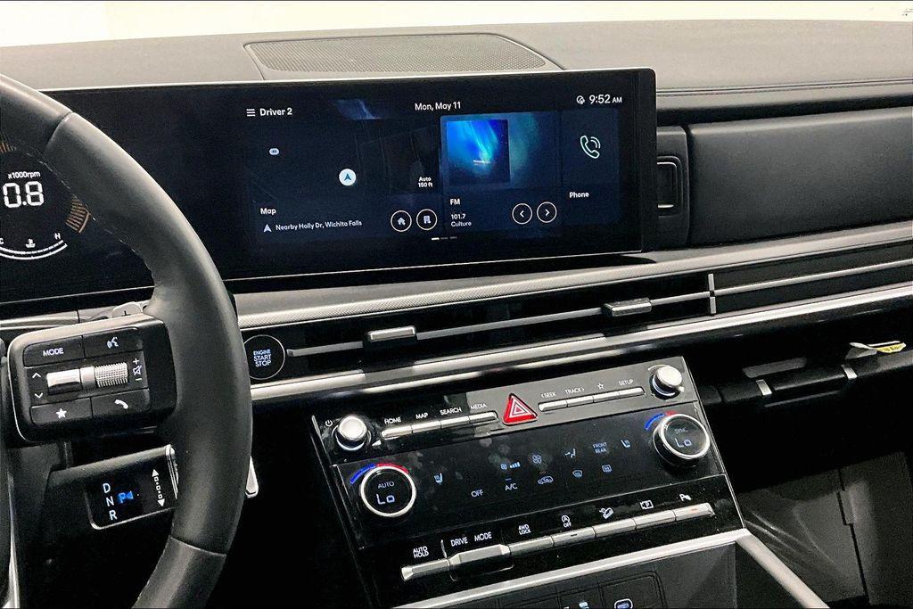 used 2025 Hyundai Santa Fe car, priced at $35,000