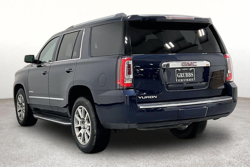 used 2019 GMC Yukon car, priced at $29,990