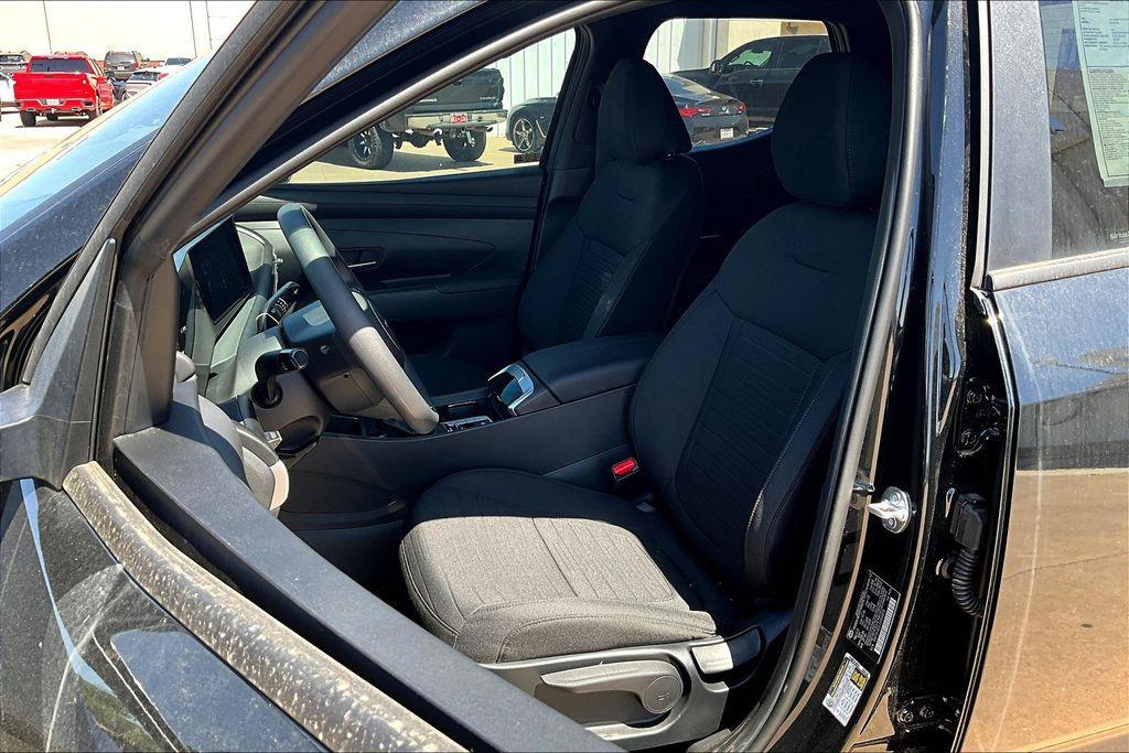 new 2025 Hyundai SANTA CRUZ car, priced at $27,505