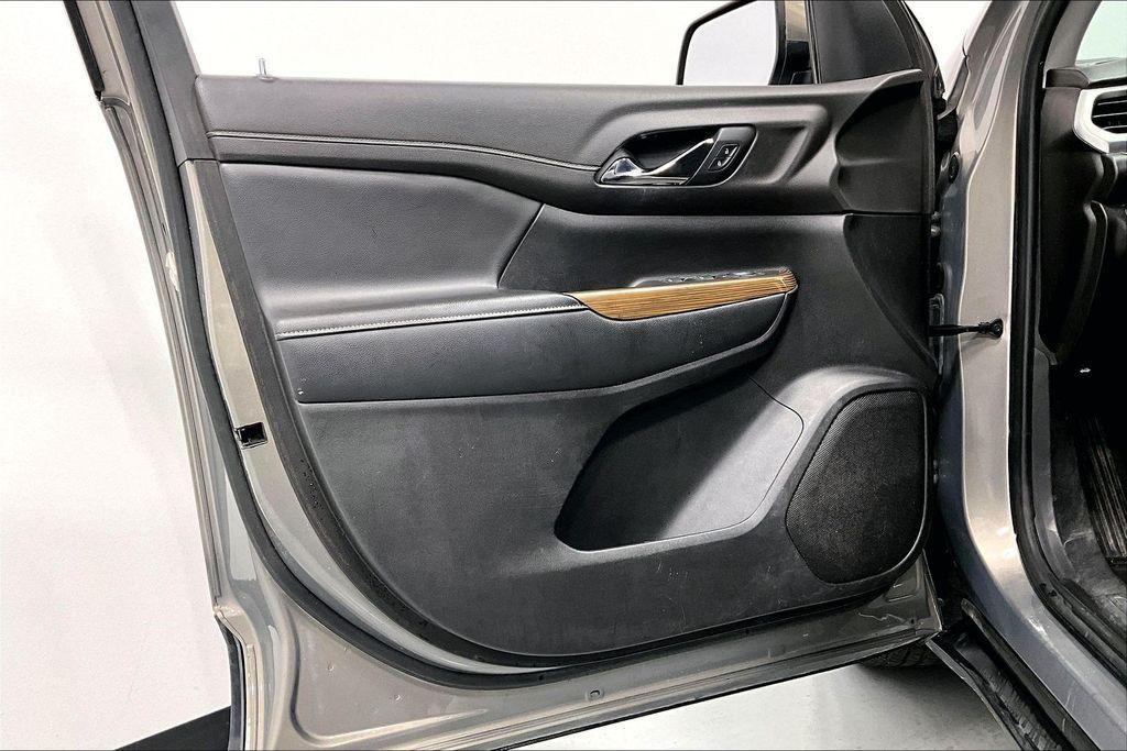used 2019 GMC Acadia car, priced at $14,995