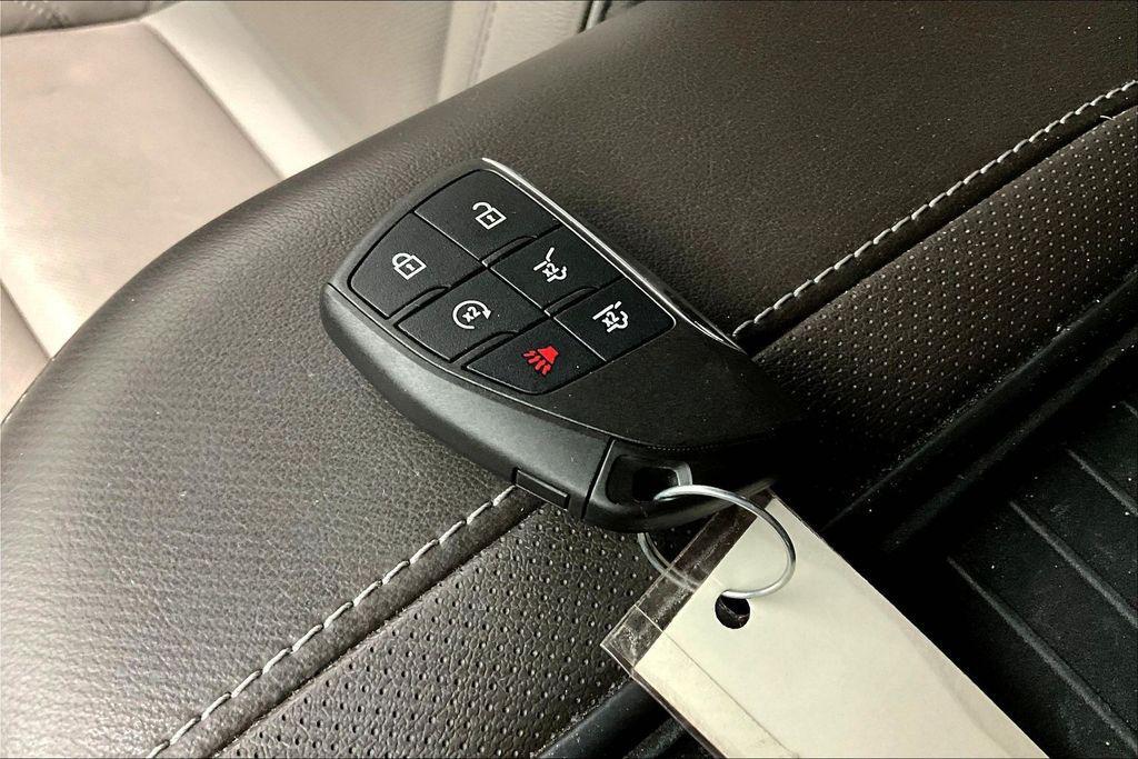 used 2021 GMC Yukon car, priced at $37,000