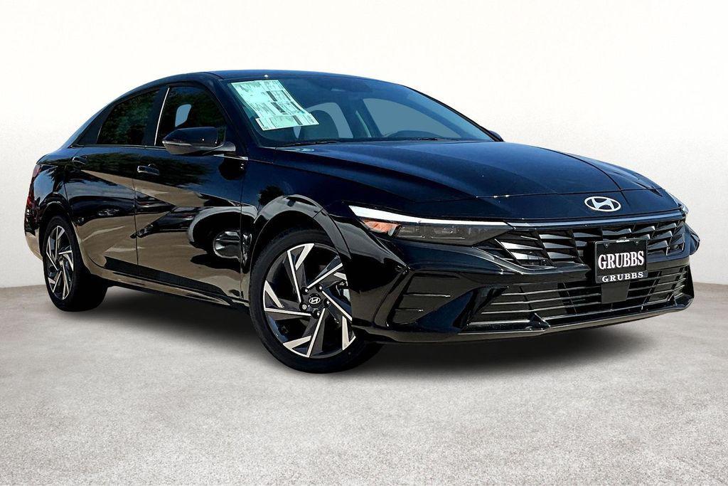 new 2025 Hyundai Elantra car, priced at $26,880