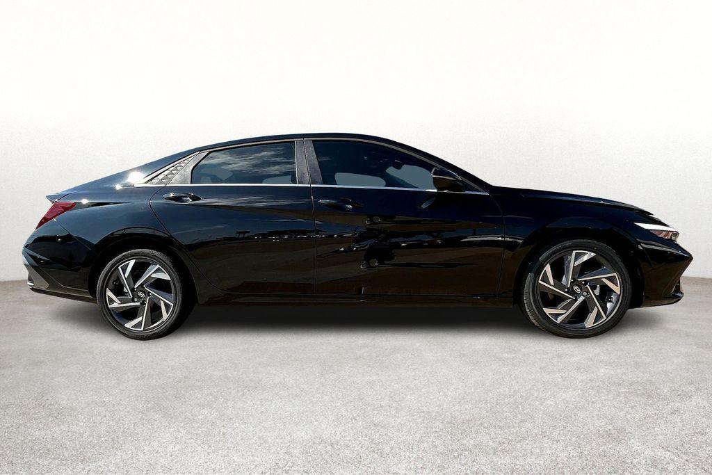 new 2025 Hyundai Elantra car, priced at $26,880