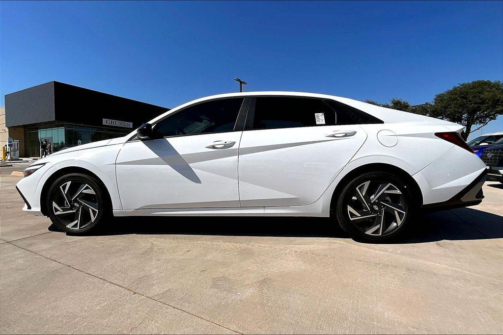 new 2025 Hyundai Elantra car, priced at $22,830