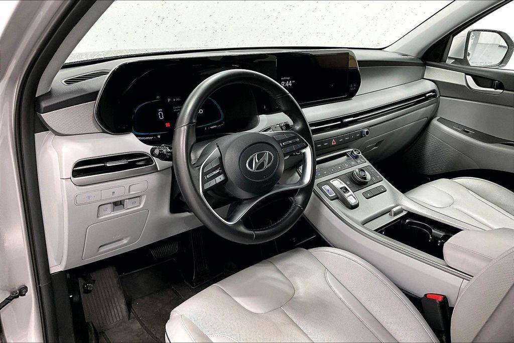 used 2025 Hyundai Palisade car, priced at $34,500