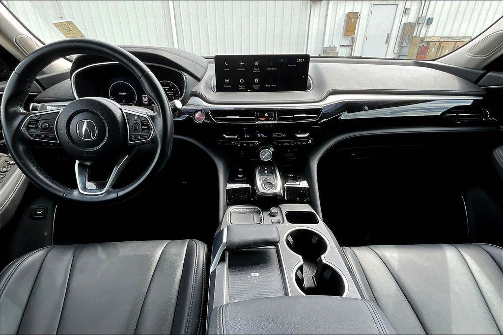 used 2023 Acura MDX car, priced at $32,000