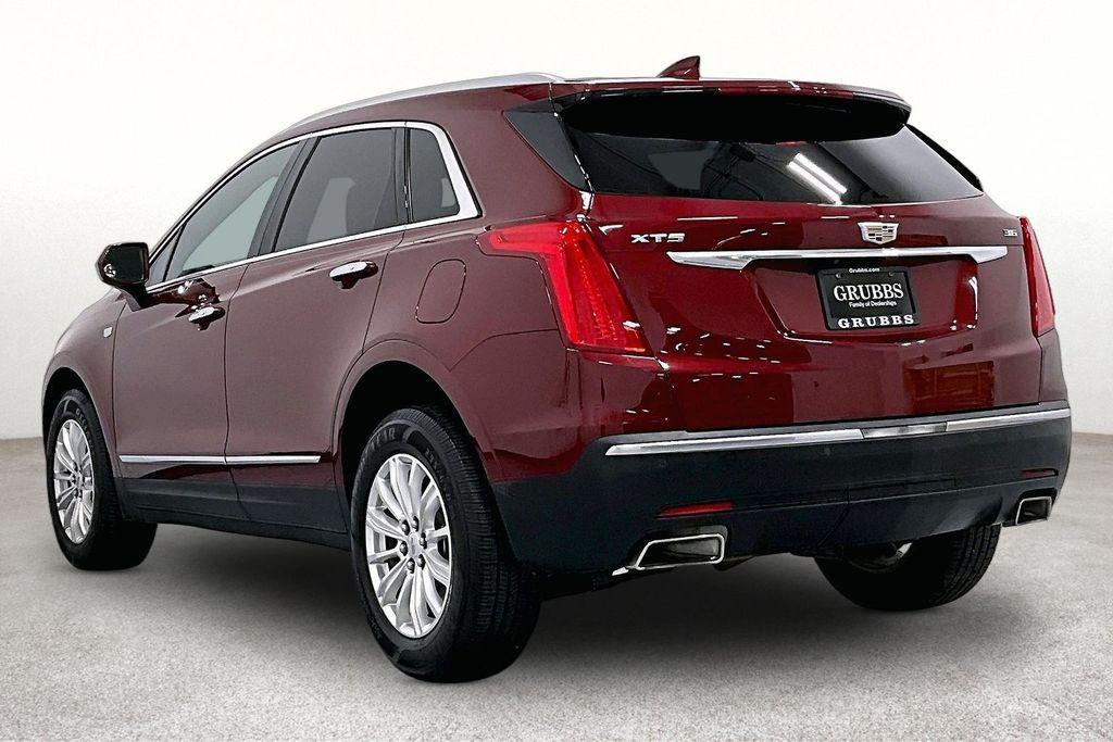 used 2017 Cadillac XT5 car, priced at $14,995