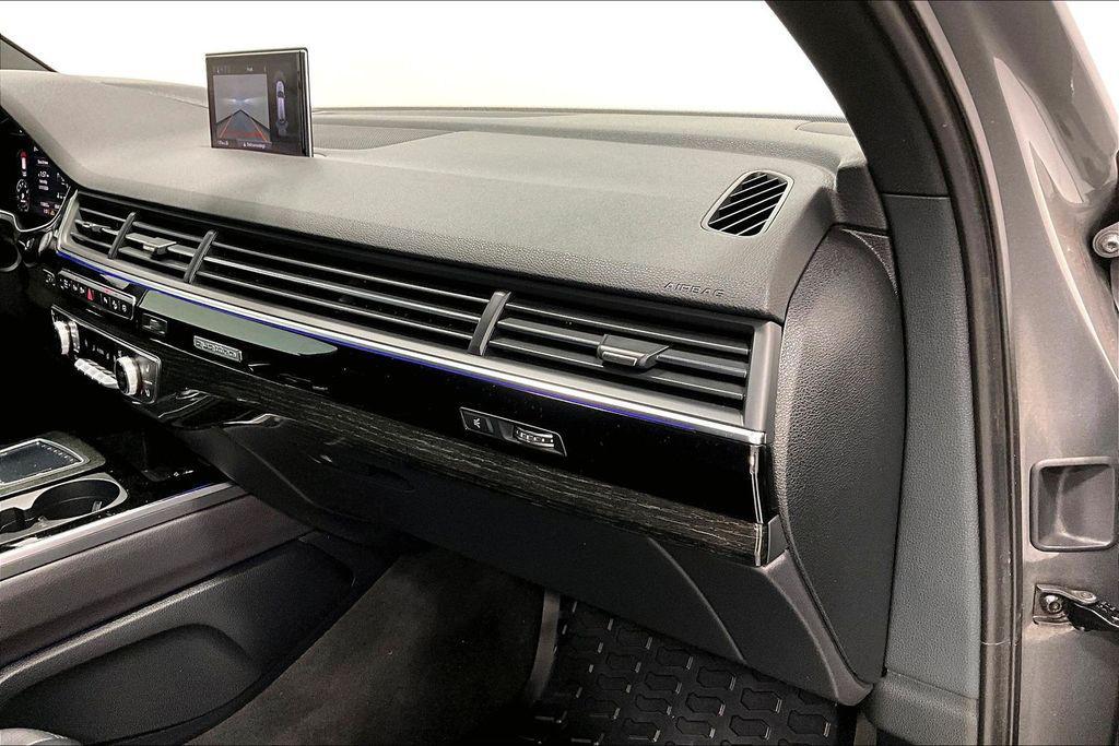used 2018 Audi Q7 car, priced at $15,000