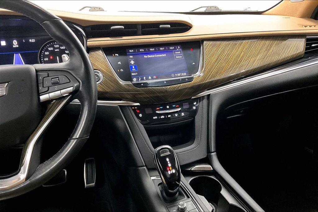 used 2020 Cadillac XT6 car, priced at $23,000
