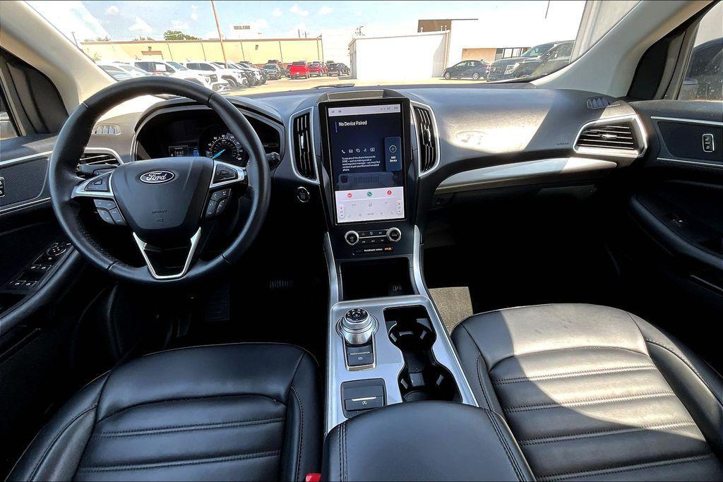 used 2024 Ford Edge car, priced at $23,500