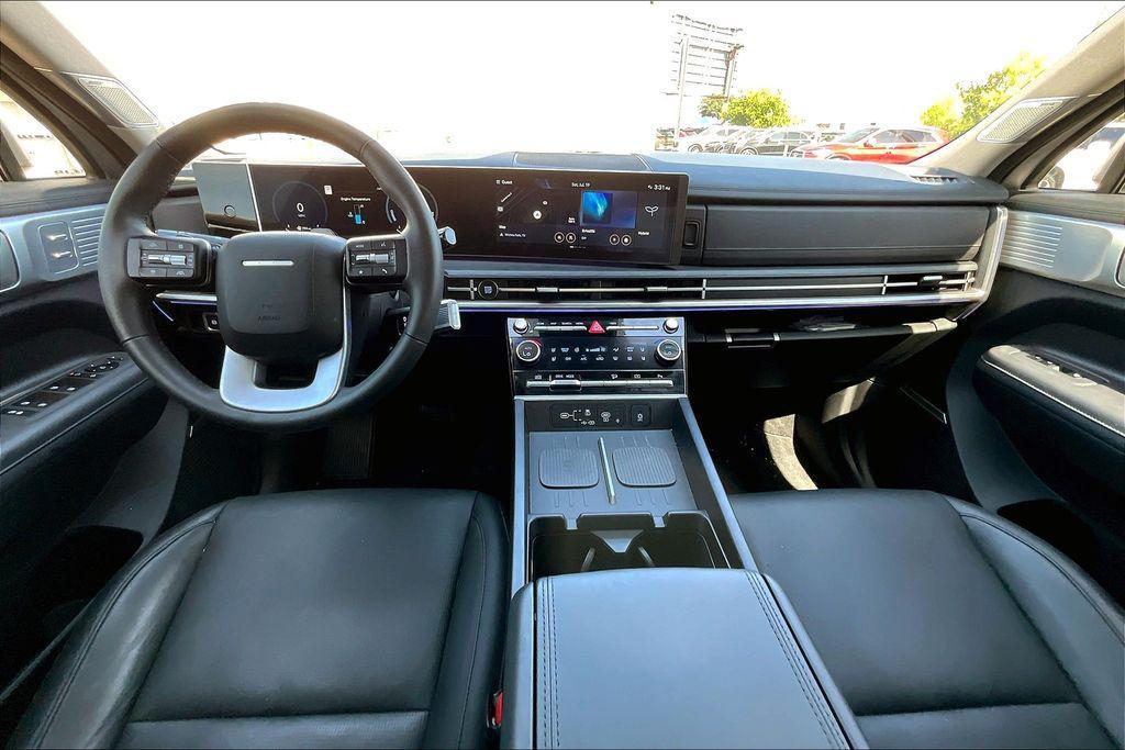 used 2025 Hyundai Santa Fe car, priced at $37,000