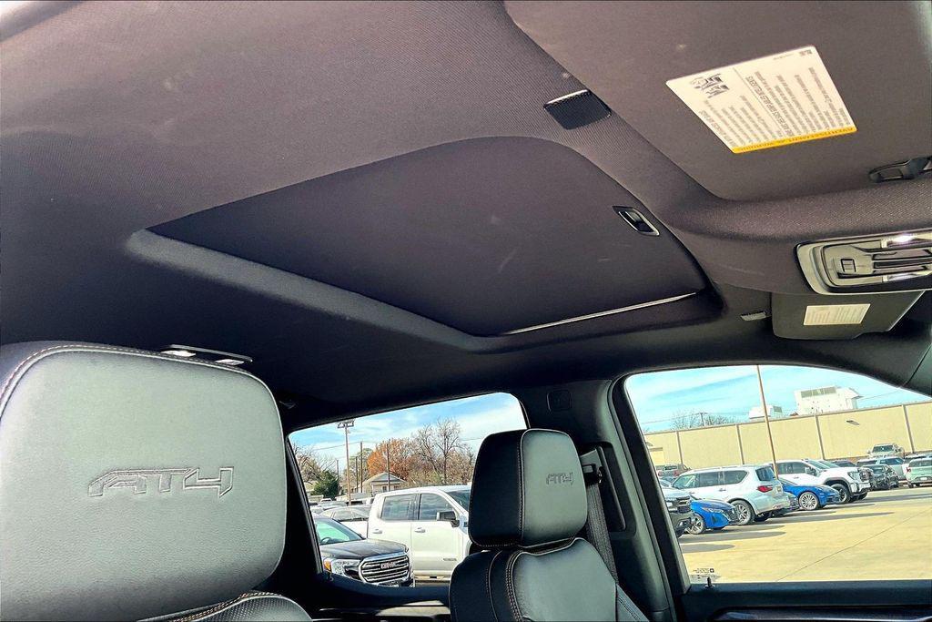 used 2025 GMC Sierra 1500 car, priced at $58,000