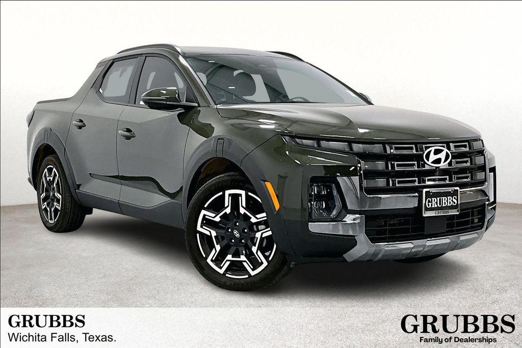 used 2025 Hyundai SANTA CRUZ car, priced at $33,000