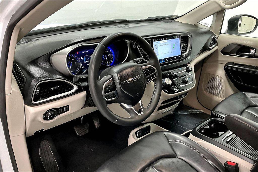 used 2023 Chrysler Pacifica car, priced at $26,900