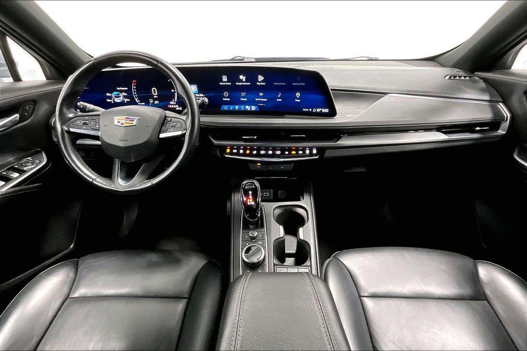 used 2024 Cadillac XT4 car, priced at $31,000