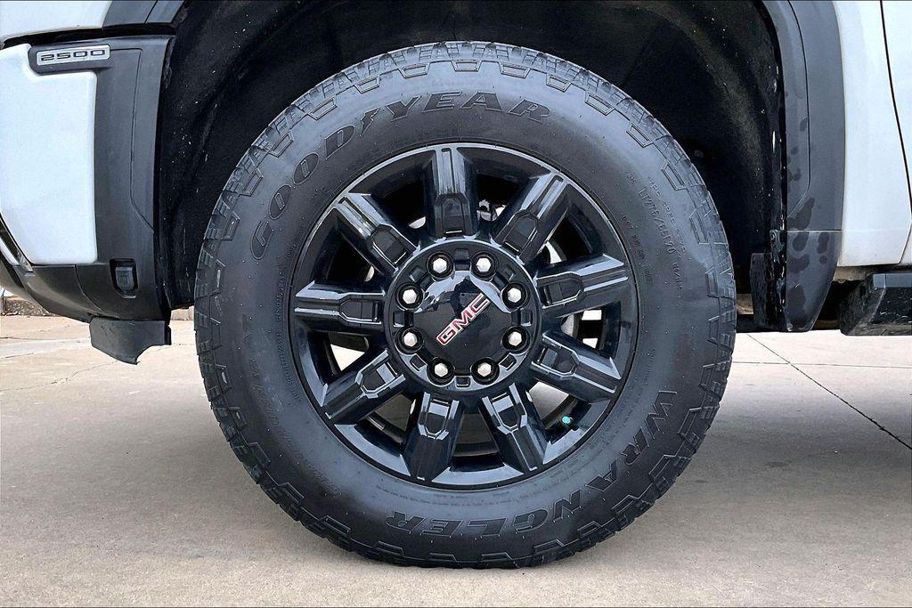 used 2024 GMC Sierra 2500 car, priced at $69,000