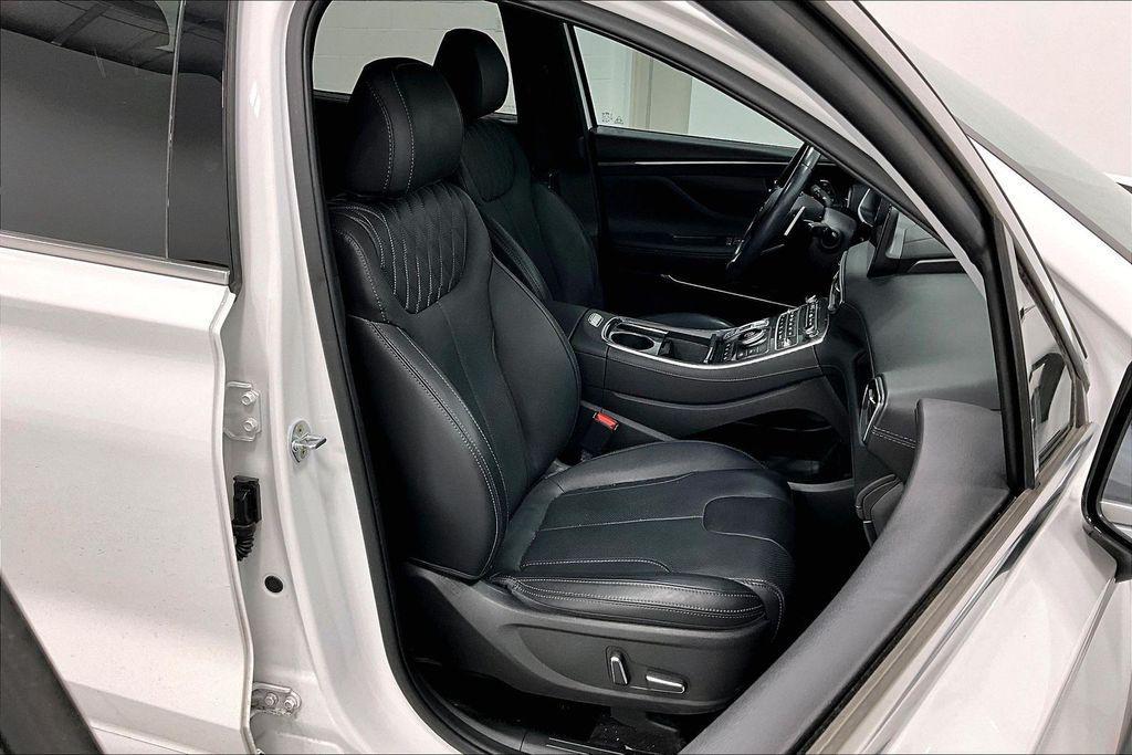 used 2023 Hyundai Santa Fe car, priced at $30,988