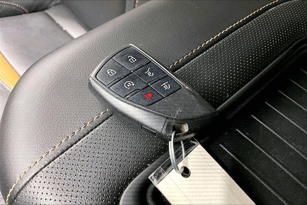 used 2021 GMC Yukon XL car, priced at $52,000