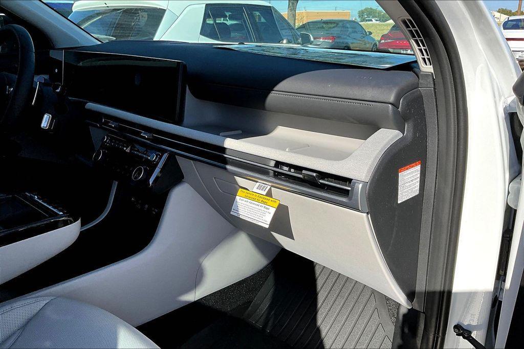 new 2025 Hyundai TUCSON Hybrid car, priced at $38,330