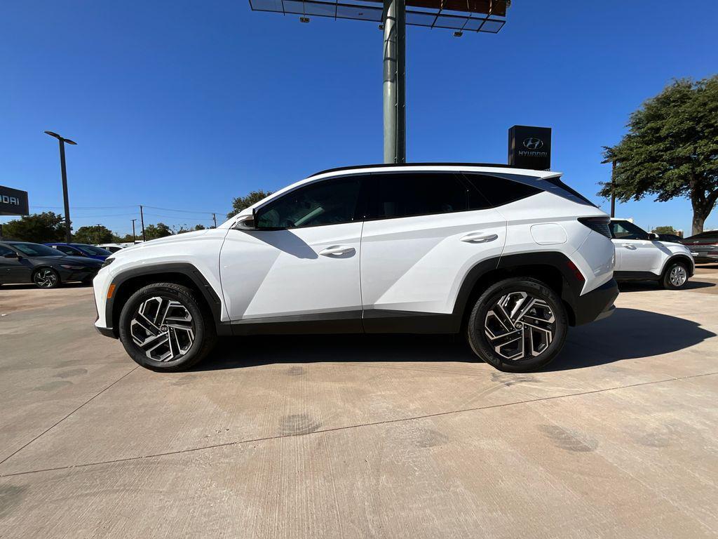 new 2025 Hyundai TUCSON Hybrid car, priced at $38,330