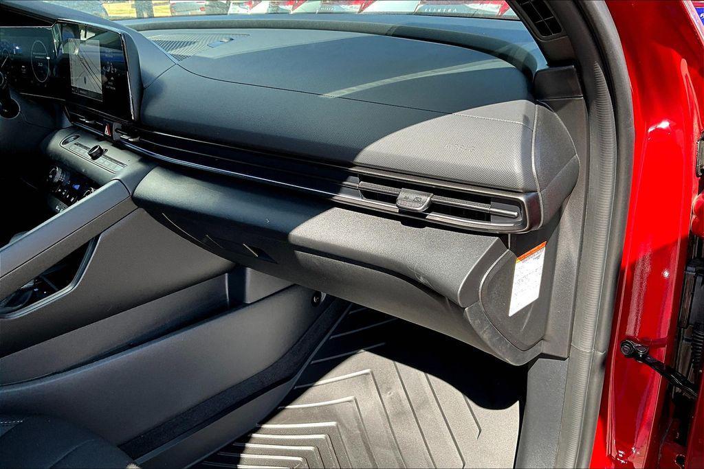 new 2025 Hyundai ELANTRA HEV car, priced at $26,319