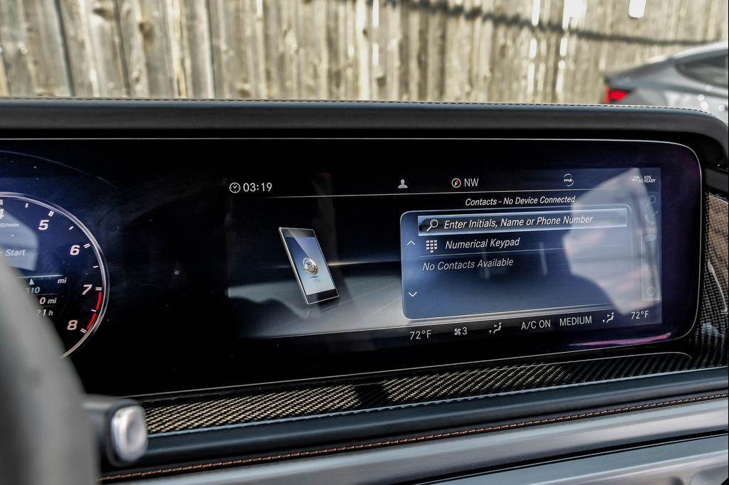 Mercedes-Benz G-Class view 33