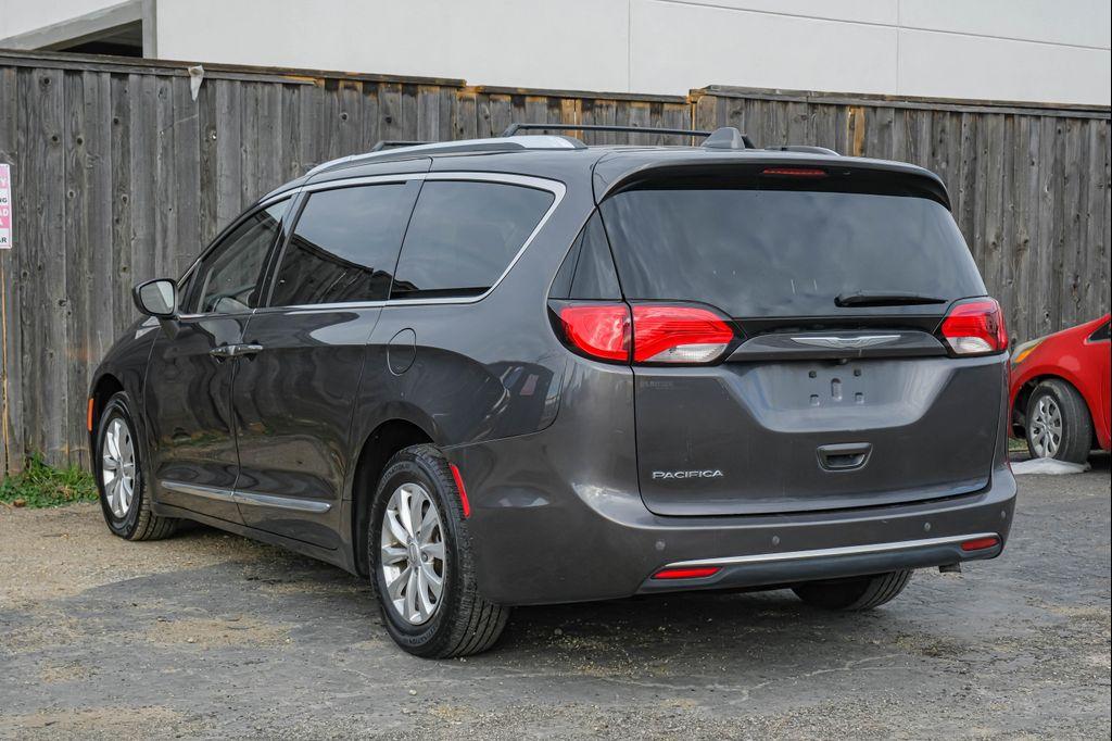 used 2018 Chrysler Pacifica car, priced at $11,990