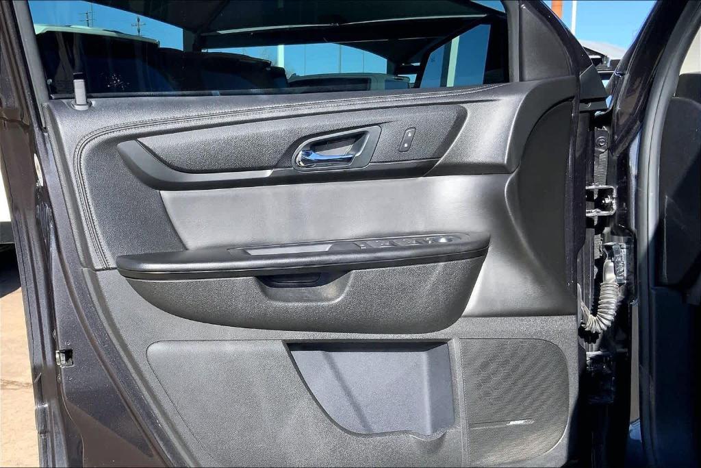 used 2016 Chevrolet Traverse car, priced at $8,901