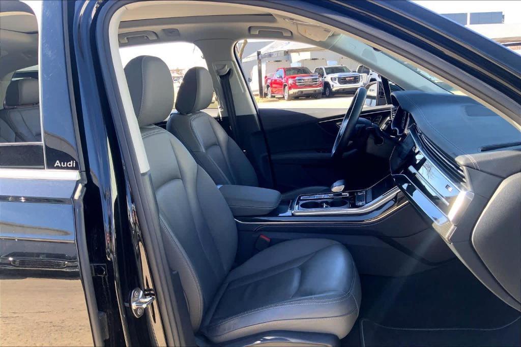 used 2025 Audi Q7 car, priced at $48,478