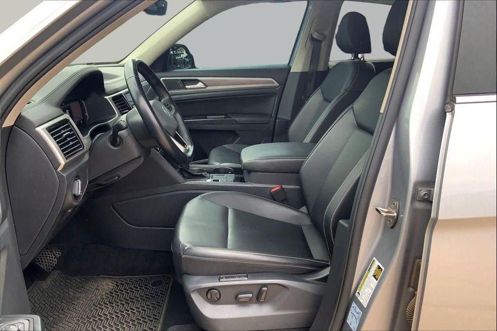 used 2021 Volkswagen Atlas car, priced at $25,516