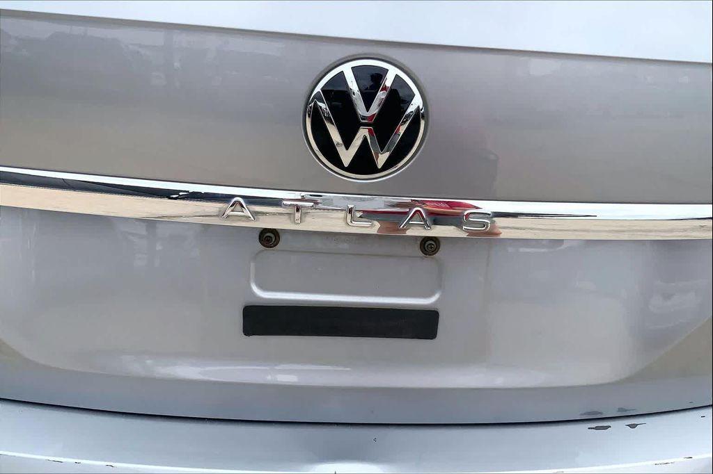 used 2021 Volkswagen Atlas car, priced at $25,516