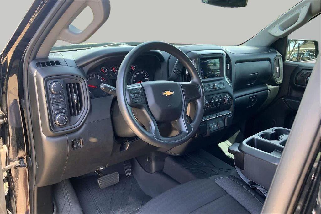 used 2024 Chevrolet Silverado 1500 car, priced at $30,593
