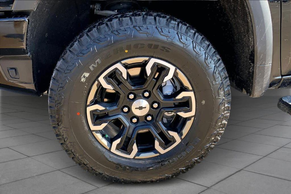 used 2024 Chevrolet Silverado 1500 car, priced at $50,976