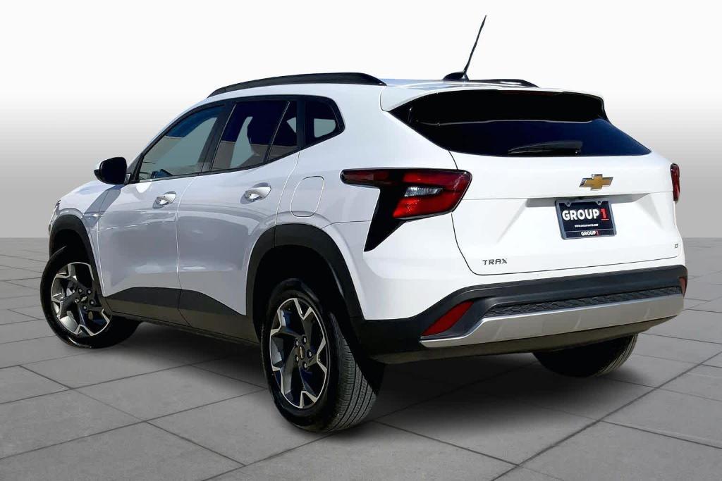 used 2025 Chevrolet Trax car, priced at $20,786