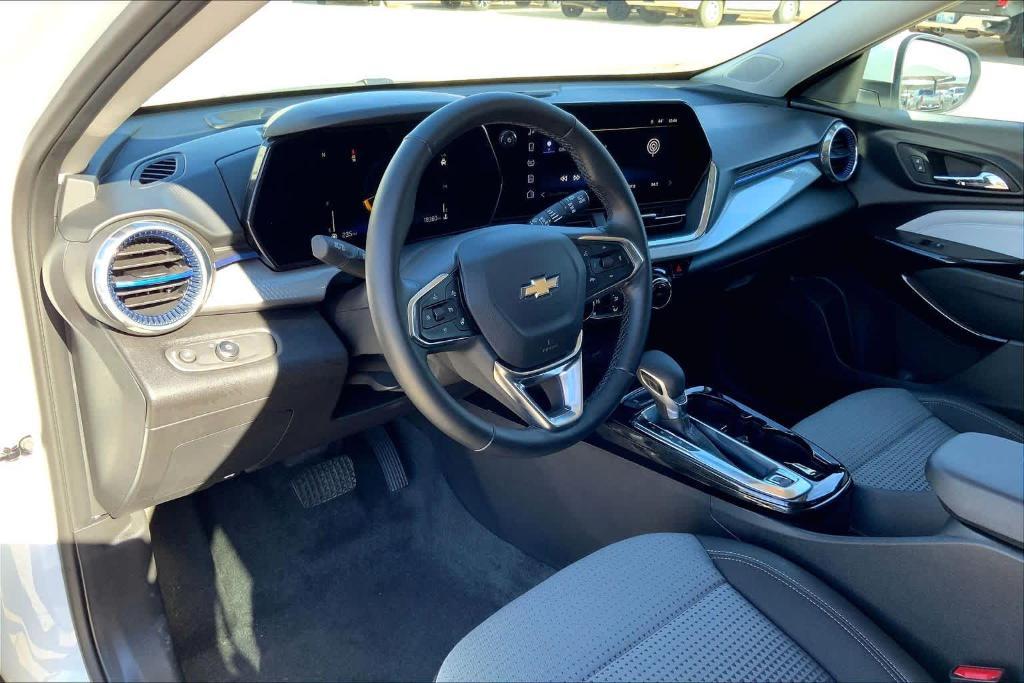 used 2025 Chevrolet Trax car, priced at $20,786