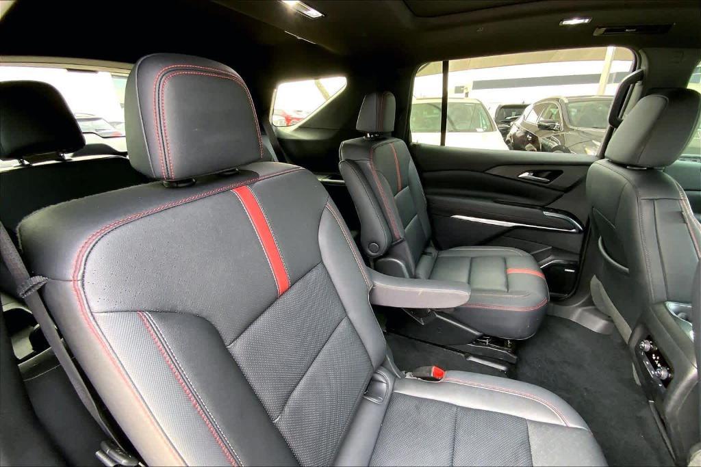 used 2024 Chevrolet Traverse car, priced at $49,244