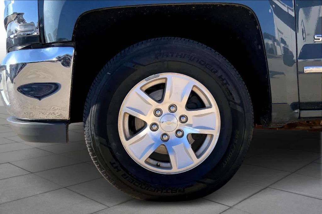 used 2018 Chevrolet Silverado 1500 car, priced at $18,793