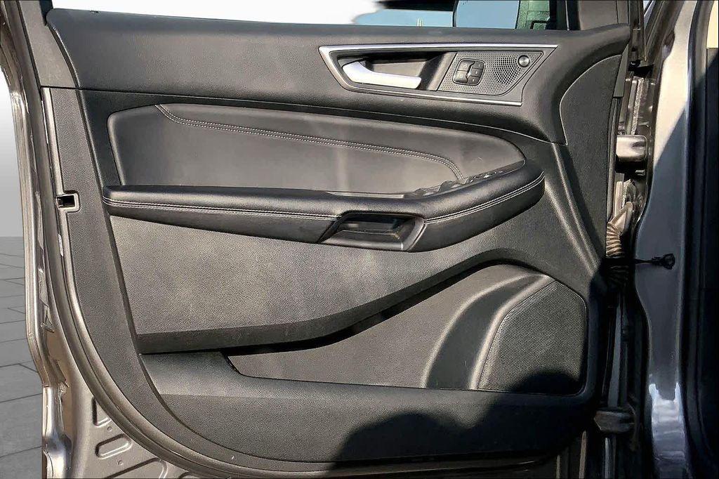 used 2023 Ford Edge car, priced at $24,862