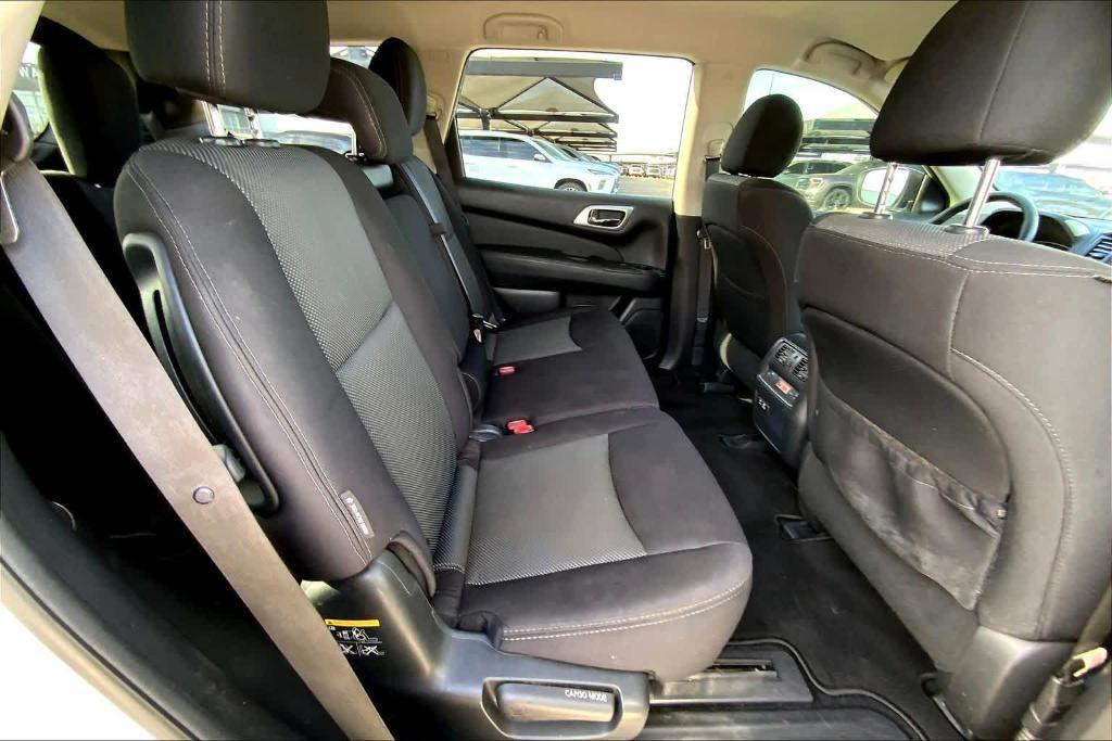 used 2020 Nissan Pathfinder car, priced at $10,994