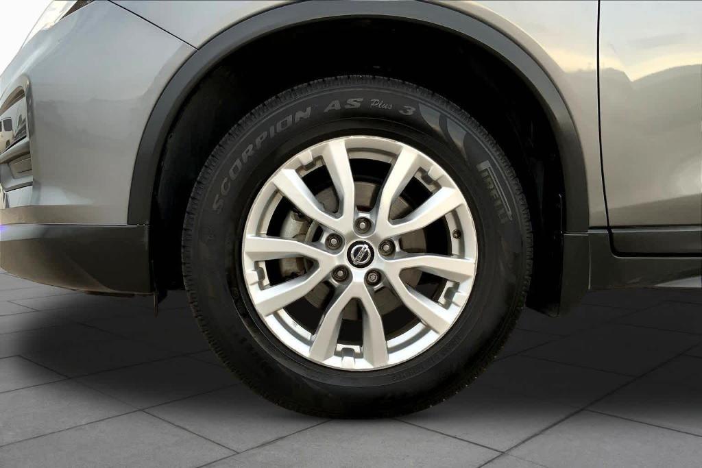 used 2020 Nissan Rogue car, priced at $19,358